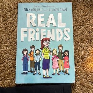 Real Friends by-Shannon Hale and Leuyen Pham